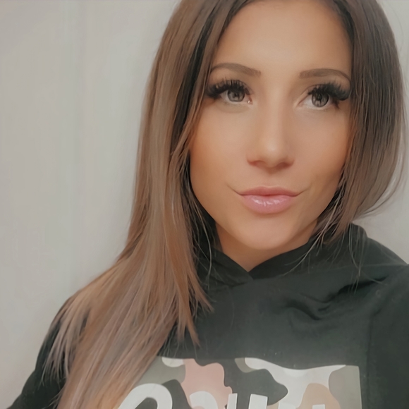 Meet your Posher, Jodi - Picture 1 of 1